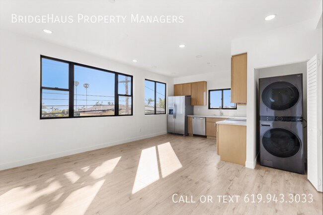 Foto del edificio - 3248 Clairemont Dr