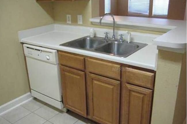 Building Photo - 18155 Bridle Club Dr