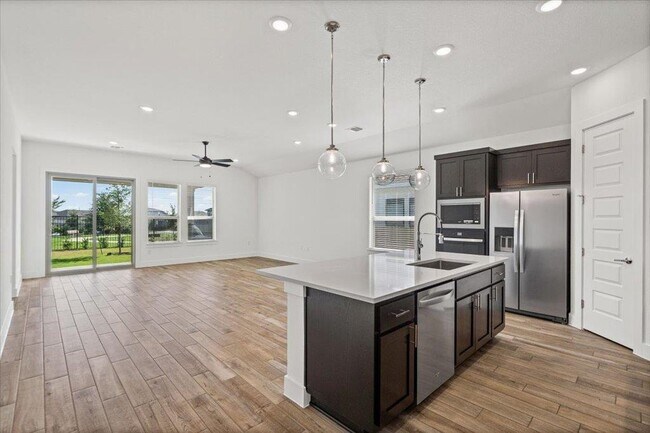 Building Photo - 9704 Boathouse Dr