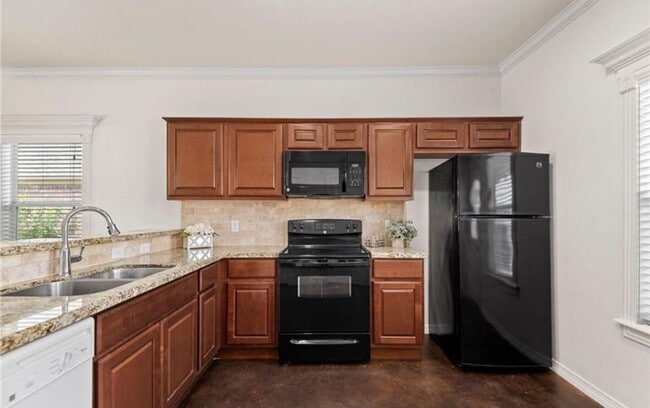 Building Photo - 6809 Appomattox Dr