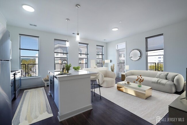 Building Photo - 18 W Main St