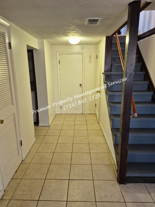 Foto del edificio - 451 Maplewood Ave