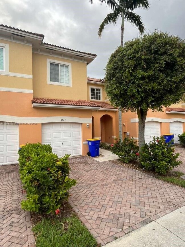 Foto del edificio - 5067 SE Mariner Garden Cir