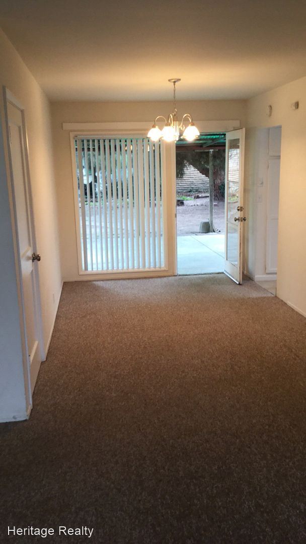 Building Photo - 3 br, 1 bath House - 2037 SHOREVIEW AVE.