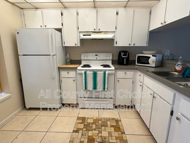 Foto del edificio - 7315 Parkside Villas Dr