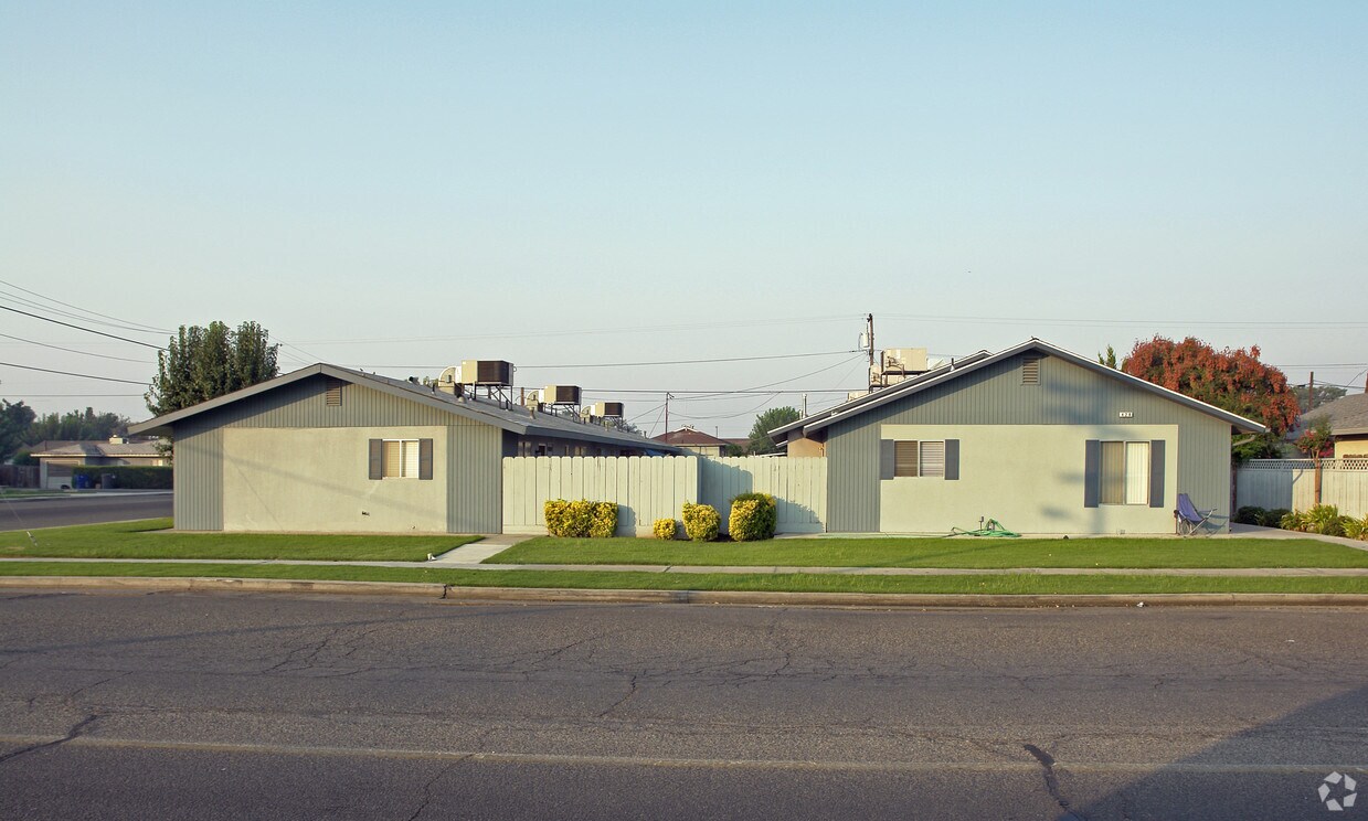 428 S 5th St, Fowler, CA 93625 Apartments in Fowler, CA