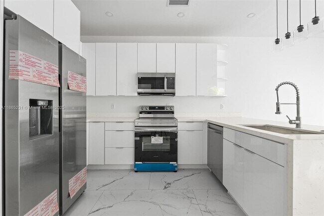 Foto del edificio - 2145 NW 4th St