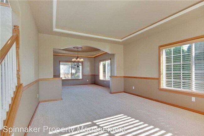 Building Photo - 4 br, 3 bath House - 14605 153rd St E