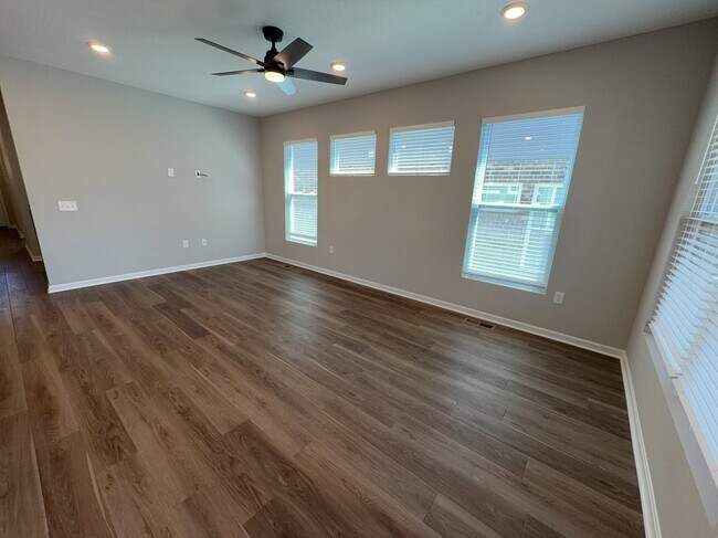 Foto del edificio - 4857 Osprey Pointe Dr