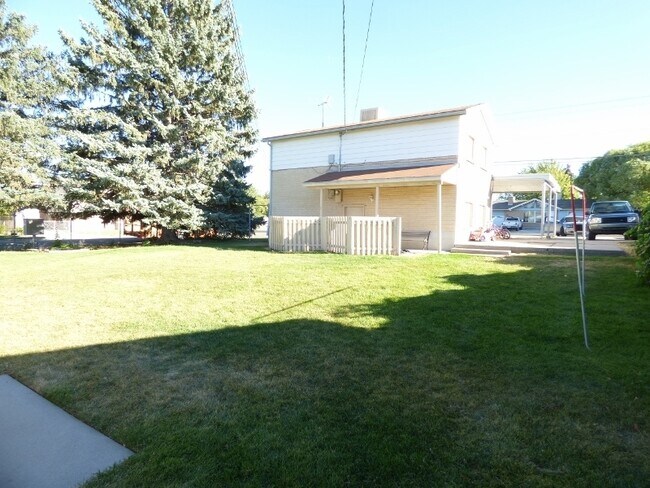 Building Photo - 2332 W 6200 S