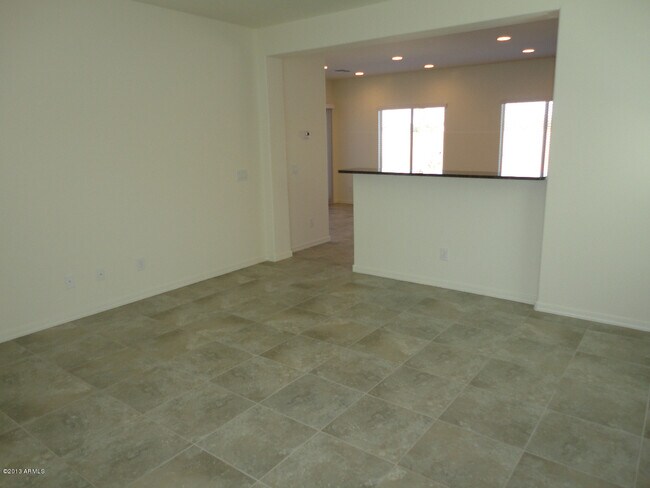 Foto del edificio - 16343 N 73rd Dr