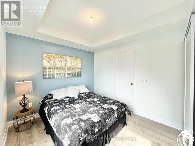 Building Photo - 10 Gibbs Rd