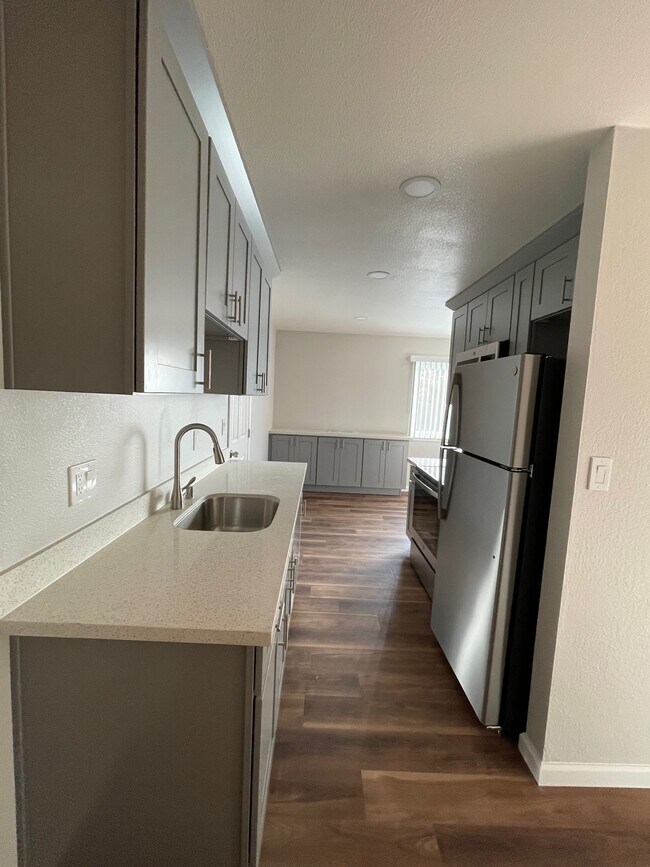 Foto del edificio - 1501 Berrellesa St