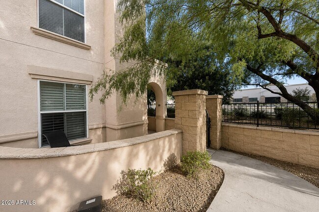 Foto del edificio - 14575 W Mountain View Blvd