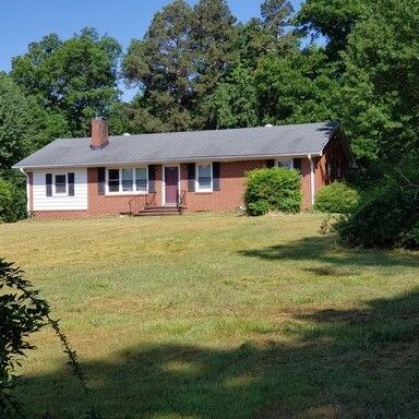 Foto principal - 2948 Sandy Hook Rd