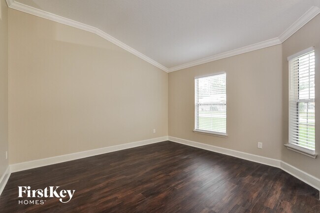 Building Photo - 54 Ryarbor Dr