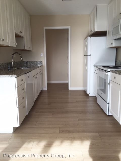 Building Photo - 47 Lyford Dr