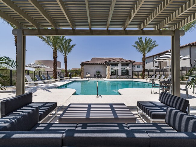 Experience the ultimate in luxury living with Aster Ridge’s resort-style pool and shaded pergola. Perfect for your next staycation. - Amavi Aster Ridge