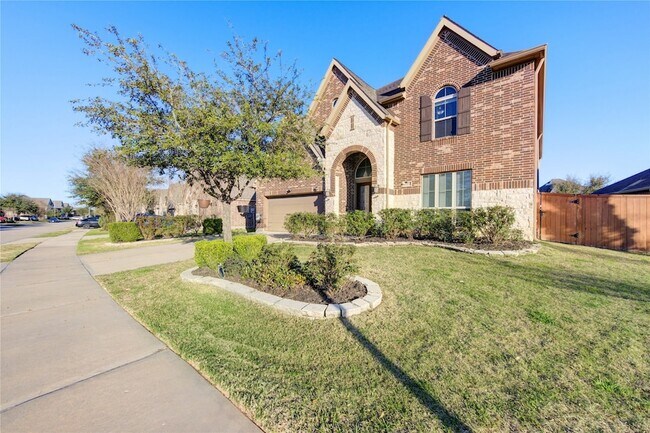 Building Photo - 11227 Dunstan Hill Dr