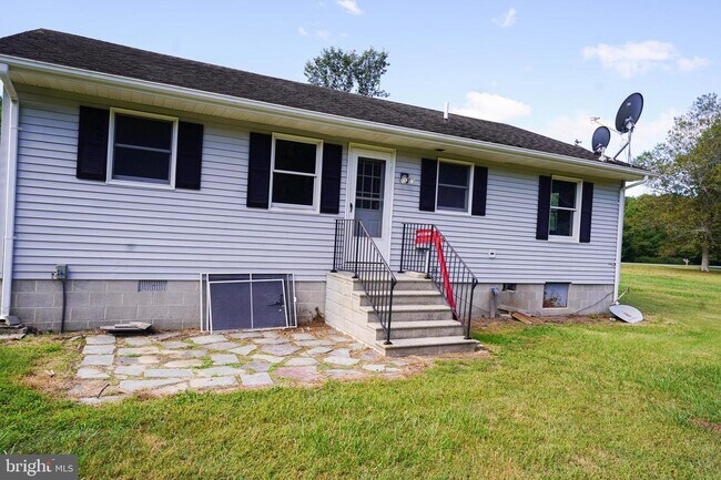 Building Photo - 13147 Backbone Rd