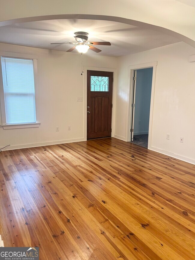 Foto del edificio - 285 N 2nd St