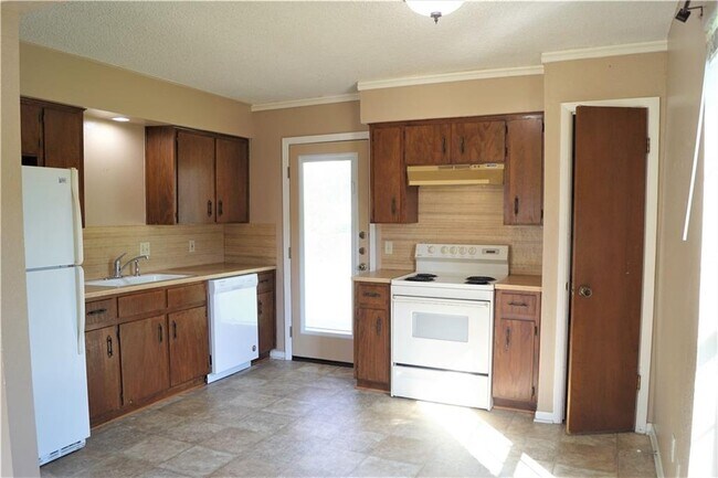 Building Photo - 101 Stubblefield Dr