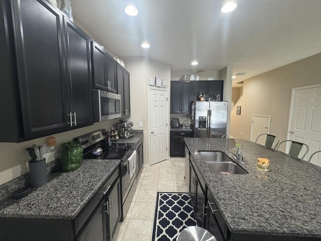 Foto del edificio - 7085 Woodchase Glen Dr
