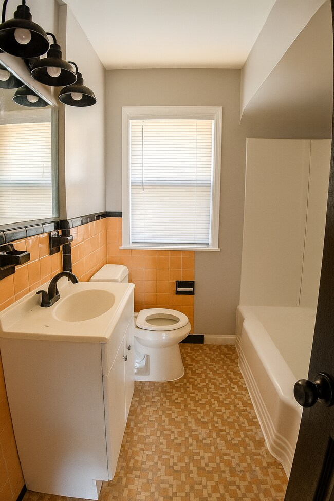 Foto del edificio - 9535 Hubbell-