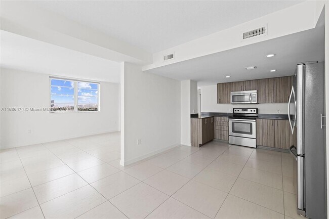 Foto del edificio - 910 West Ave