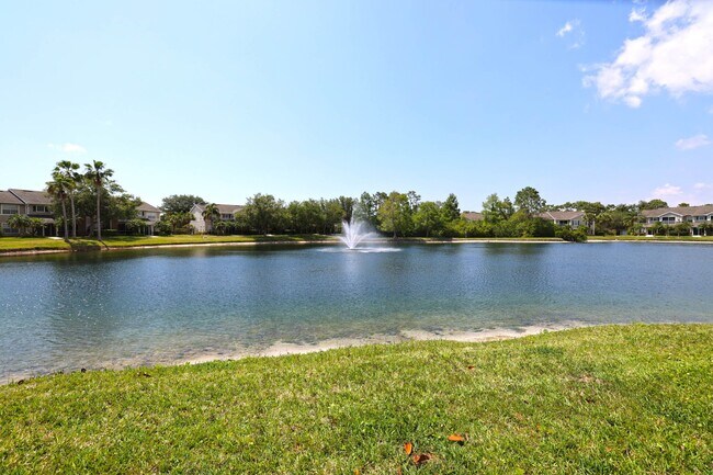 Foto del edificio - 8933 Manor Loop