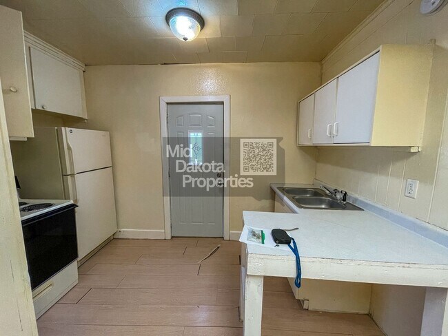 Foto del edificio - 112 N Rowley St