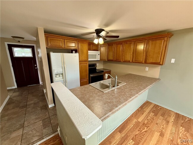 Building Photo - 5452 Borgase Ln