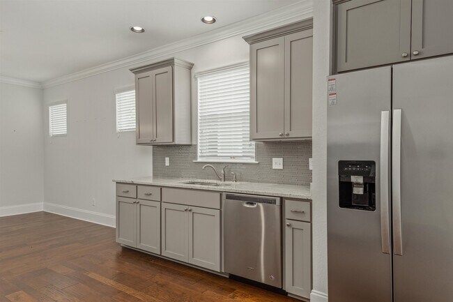 Foto del edificio - 1739 Brush Hill Rd