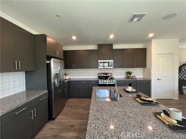 Foto del edificio - 15279 Horizon St