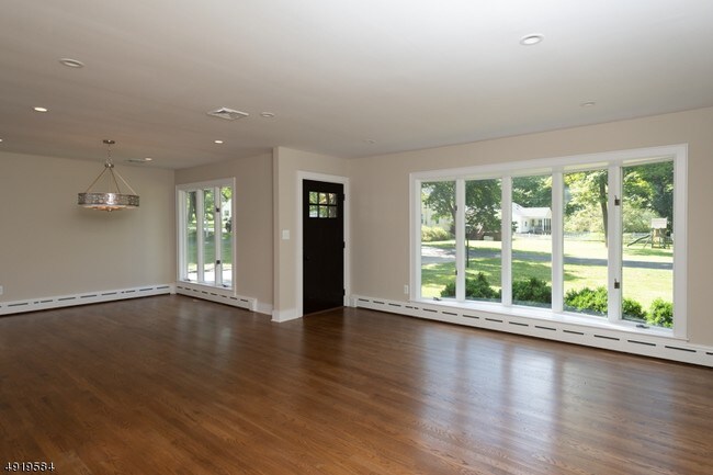 Foto del edificio - 9 Adams Pl