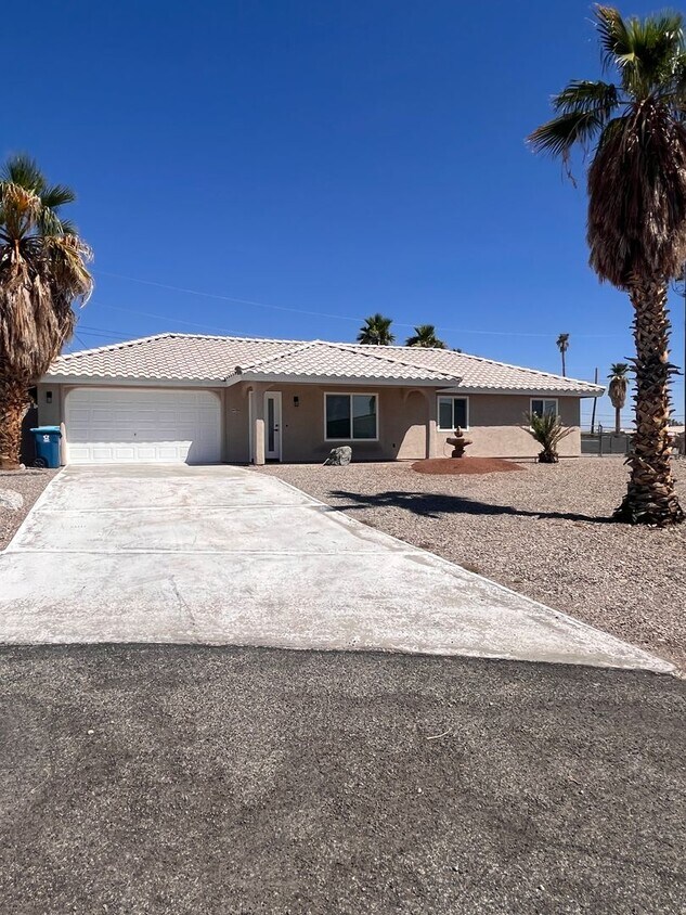 Primary Photo - Impeccably Remodeled Long-Term Rental