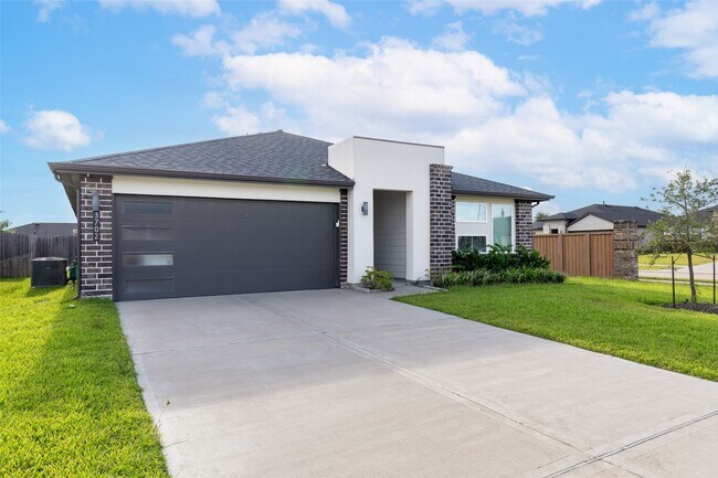 Foto del edificio - 3702 Sparkman Ln