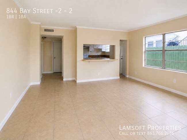 Foto del edificio - 844 Bay St