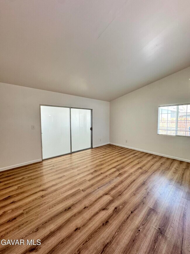 Building Photo - 21325 Bancroft Ct