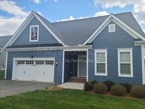 Building Photo - 7183 Yare St