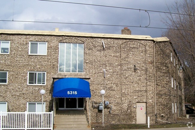 Building Photo - Minnehaha Manor Apartments