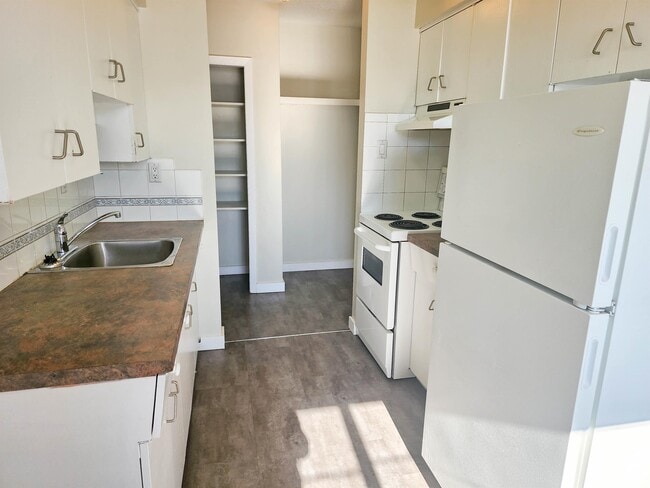 Building Photo - 4621 Veterans Way