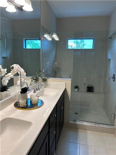 Building Photo - 10103 Akenside Dr