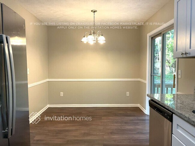 Building Photo - 4210 Burgundy Way