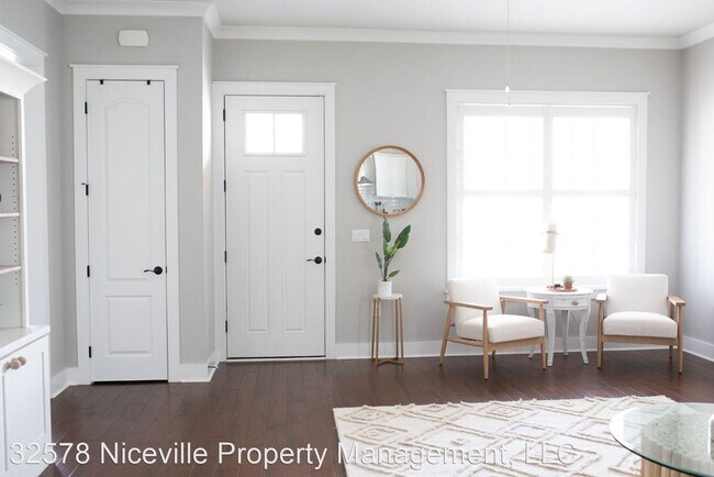 Building Photo - 3 br, 2 bath House - 14 Front Porch Circle