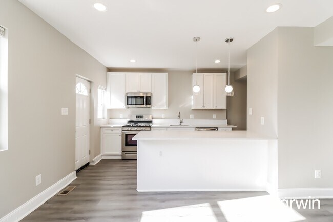 Foto del edificio - 4103 Roland View Ave, Baltimore, MD 21215
