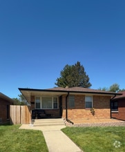 Building Photo - 3624 Carolina St
