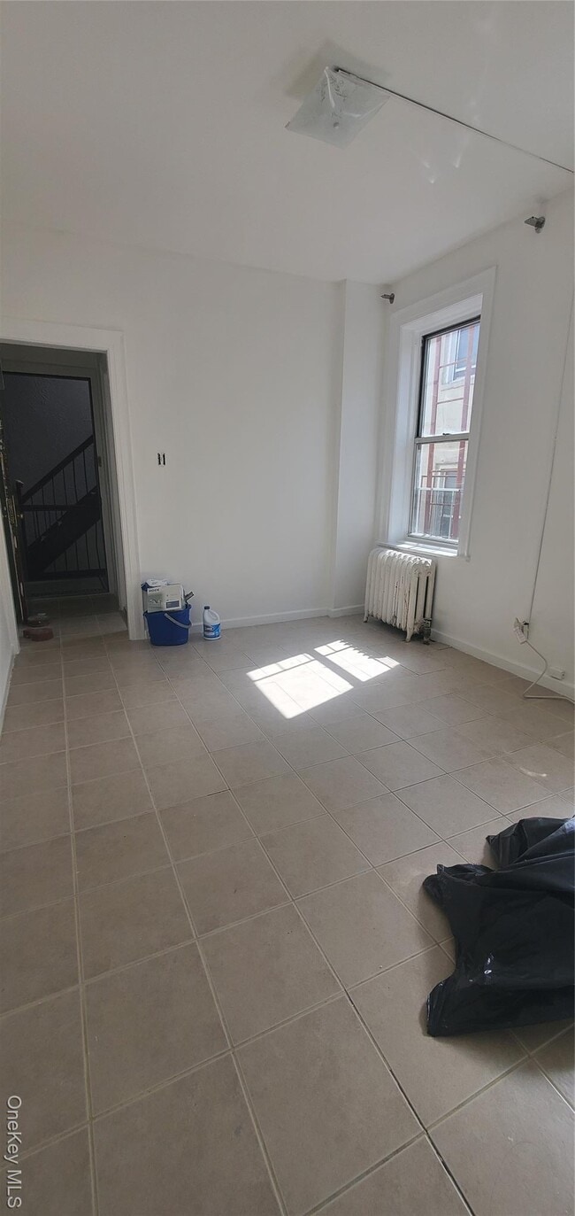 Building Photo - 32-55-55 Steinway St