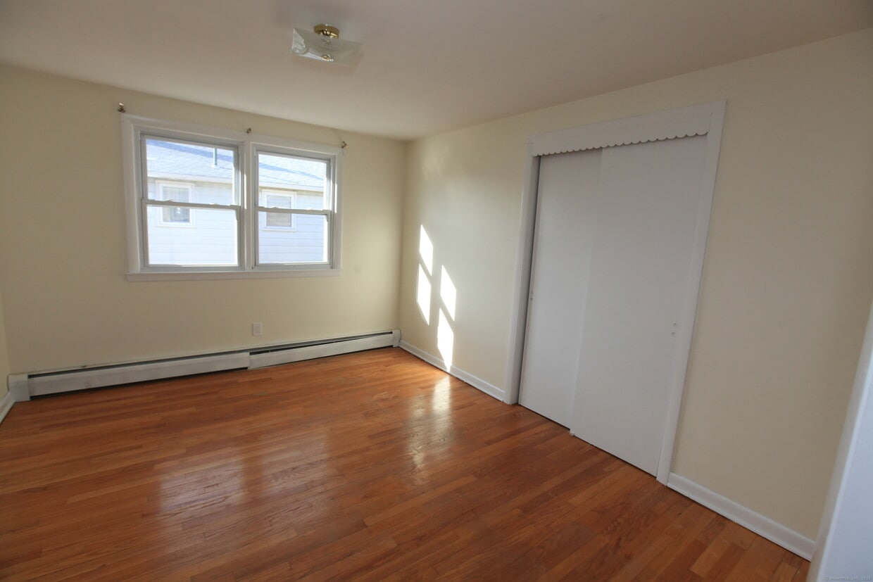 Building Photo - 40 Santo Ct
