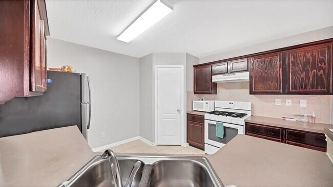 Building Photo - 23234 Postwood Park Ln